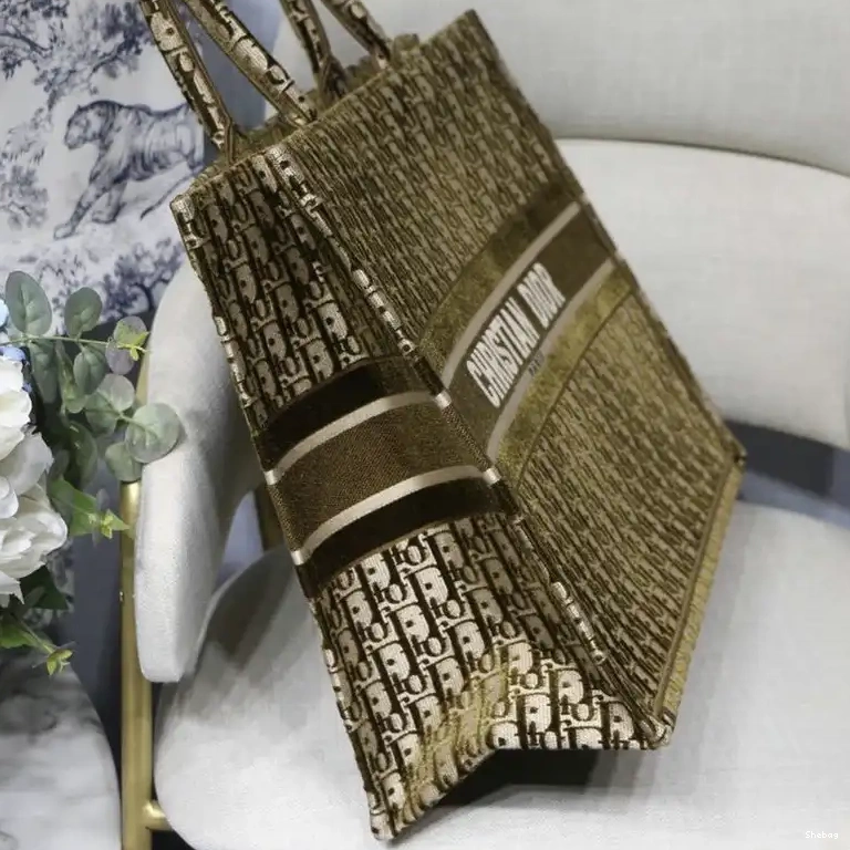 20FY11134 Bag Dio 0522